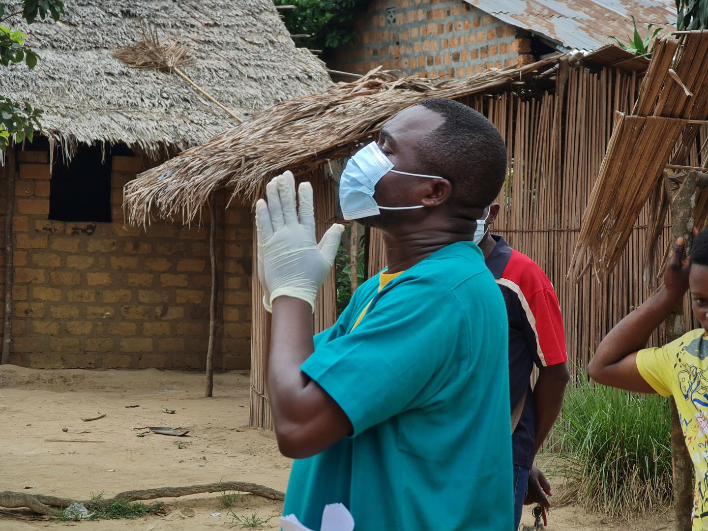 Democratic Republic Of The Congo Ebola Outbreak Declared Over Uganda   Health Worker Sensitization In Motema Pembe Area Before Households Decontamination In Mbandaka (2) 